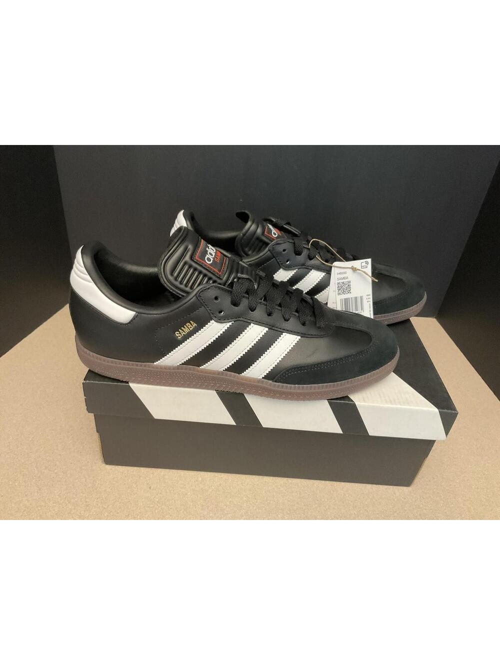 New! Adidas Originals Samba Black/White/Gum Shoes. Men’s 10. Women’s 11.